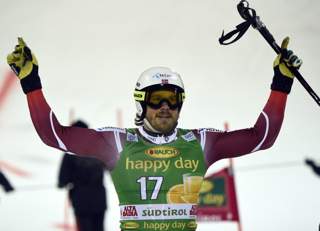 Norway's Kjetil Jansrud celebrates after winning the men's parallel giant slalom event at the FIS Alpine Skiing World Cup ©Getty Images