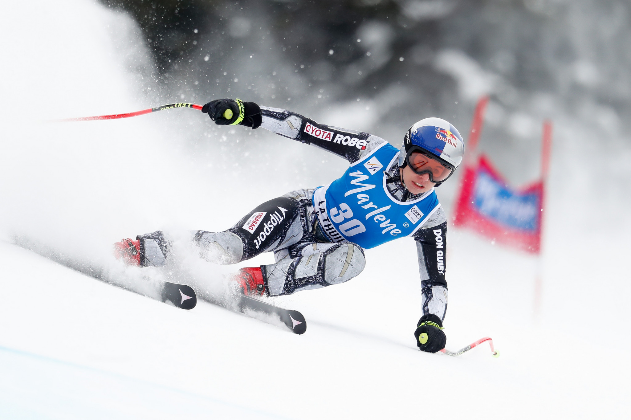 Ledecka named Czech winter sports athlete of the year for fourth time