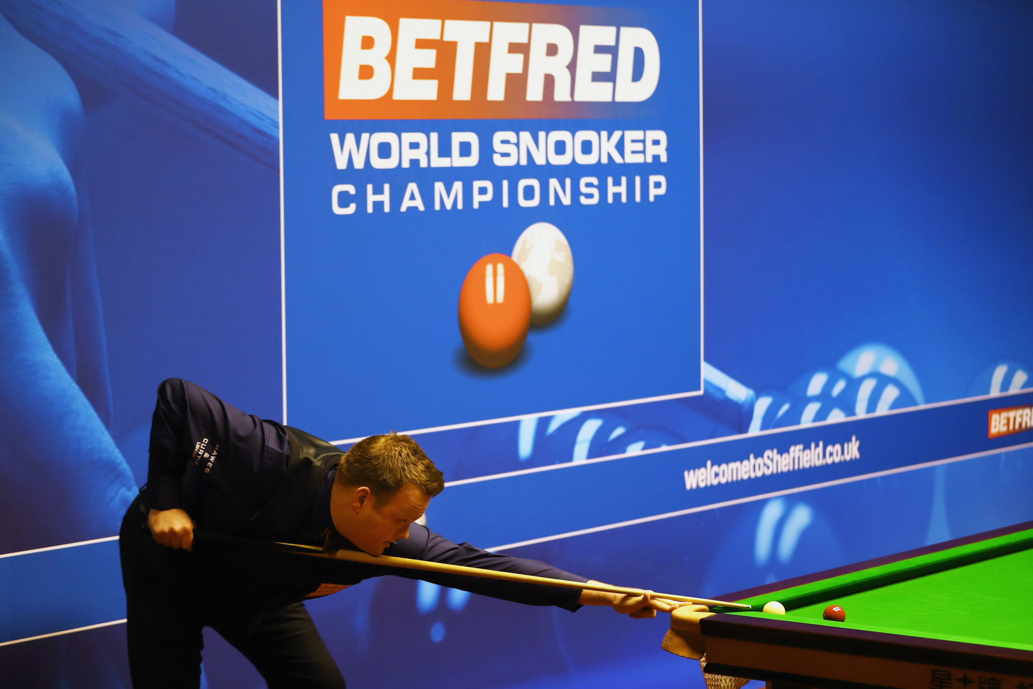 Last year's World Snooker Championship runner-up Shaun Murphy trails Stephen Maguire 6-3 after the opening session of their first-round match ©Getty Images