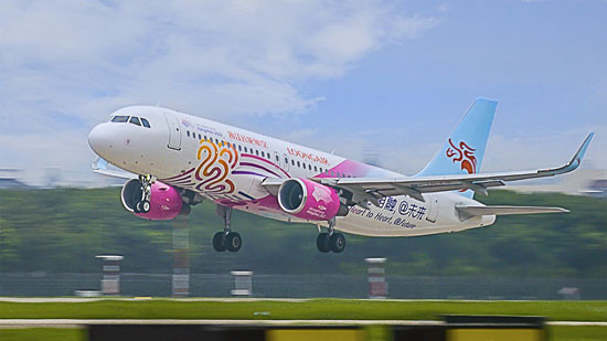 Changlong Airlines will feature Hangzhou 2022 slogans and mascots on their planes ©Hangzhou 2022