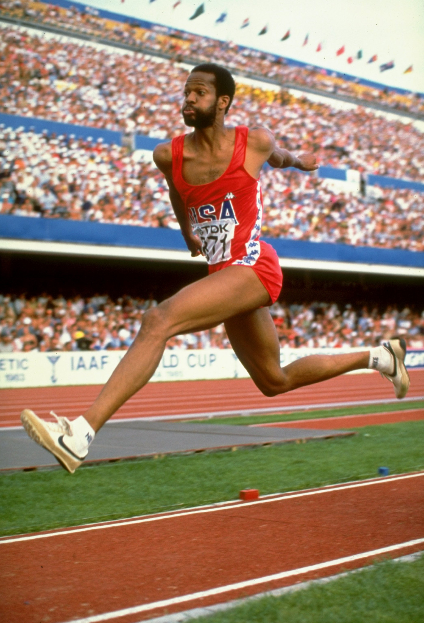 Willie Banks' best performance at a major international event was winning the silver medal at the 1983 World Championships in Helsinki but his career was affected by injuries ©Getty Images