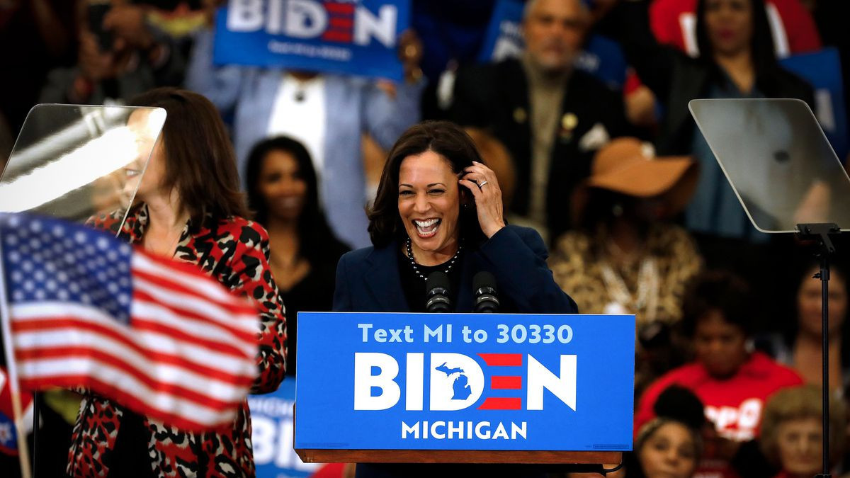  Kamala Harris, chosen the running mate of  United States Presidential candidate Joe Biden, is among the Senators backing the proposed new law to reform the NCAA ©Getty Images