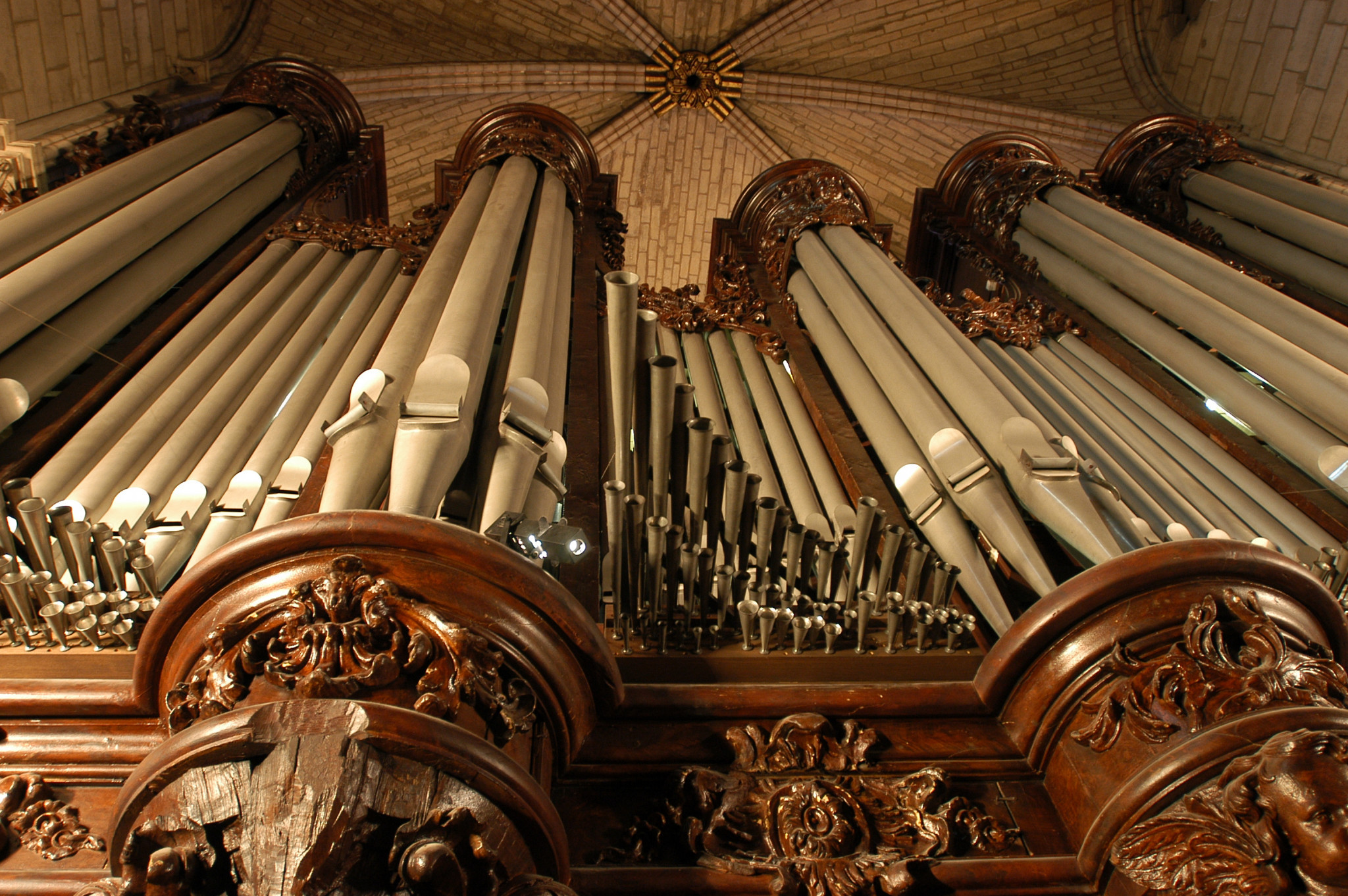 It will take several years for workers to dismantle the 8,000 pipes, 109 stop knobs and five keyboards so they can repair France's largest musical instrument in time for the 2024 Olympic Games ©Getty Images
