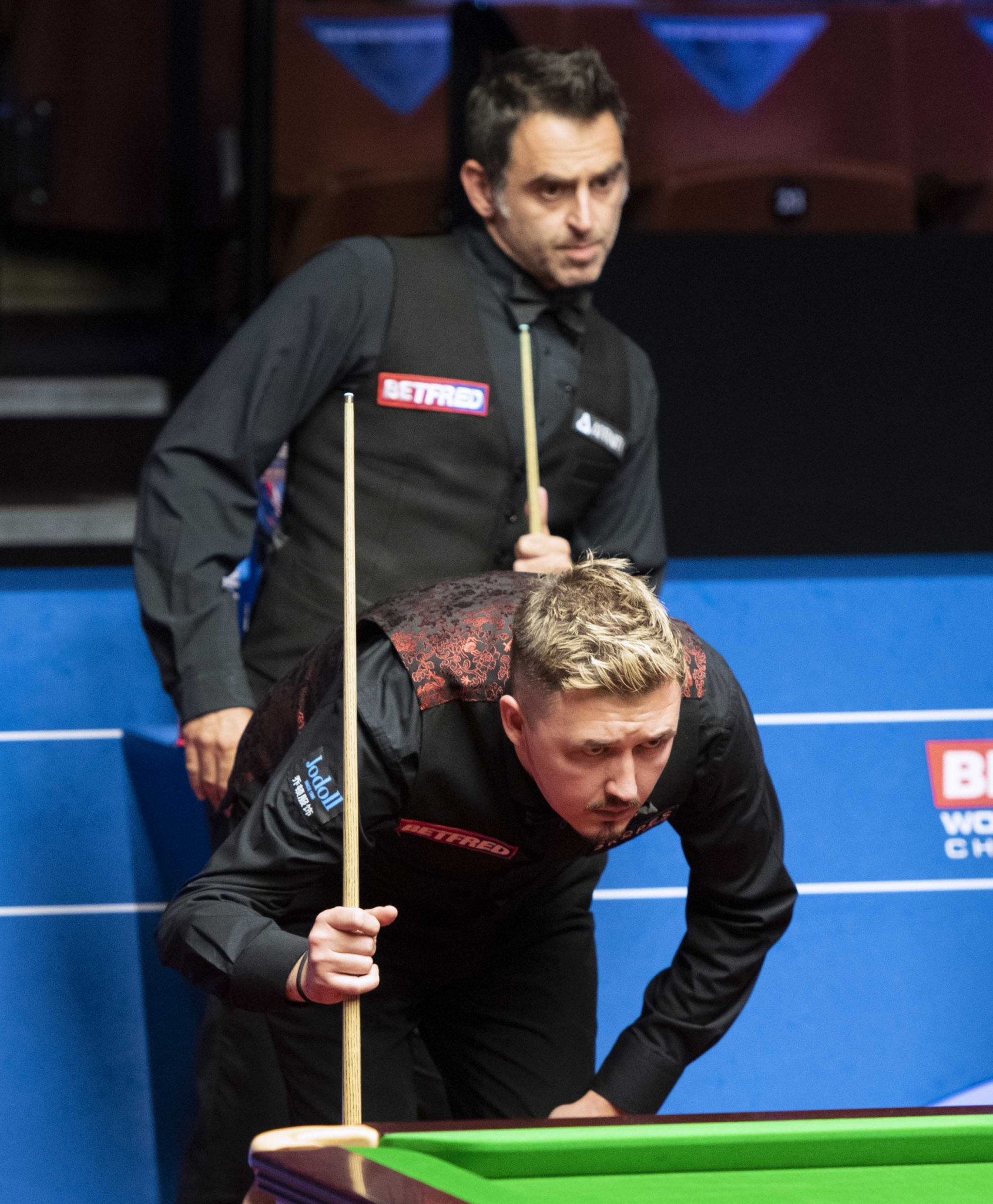 Kyren Wilson came back strongly in today's second session of the World Snooker Championship final at the Crucible Theatre when it looked like he might be overwhelmed by Ronnie O'Sullivan ©World Snooker