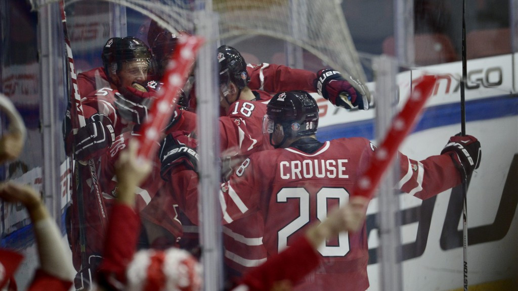 Defending champions Canada scrape past Switzerland at IIHF World Junior Championship