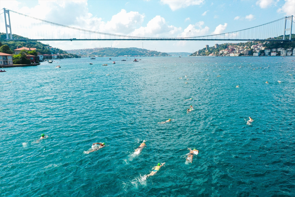The Turkish Olympic Committee successfully organised this year's Bosphorus Cross-Continental Swimming Race ©TOC