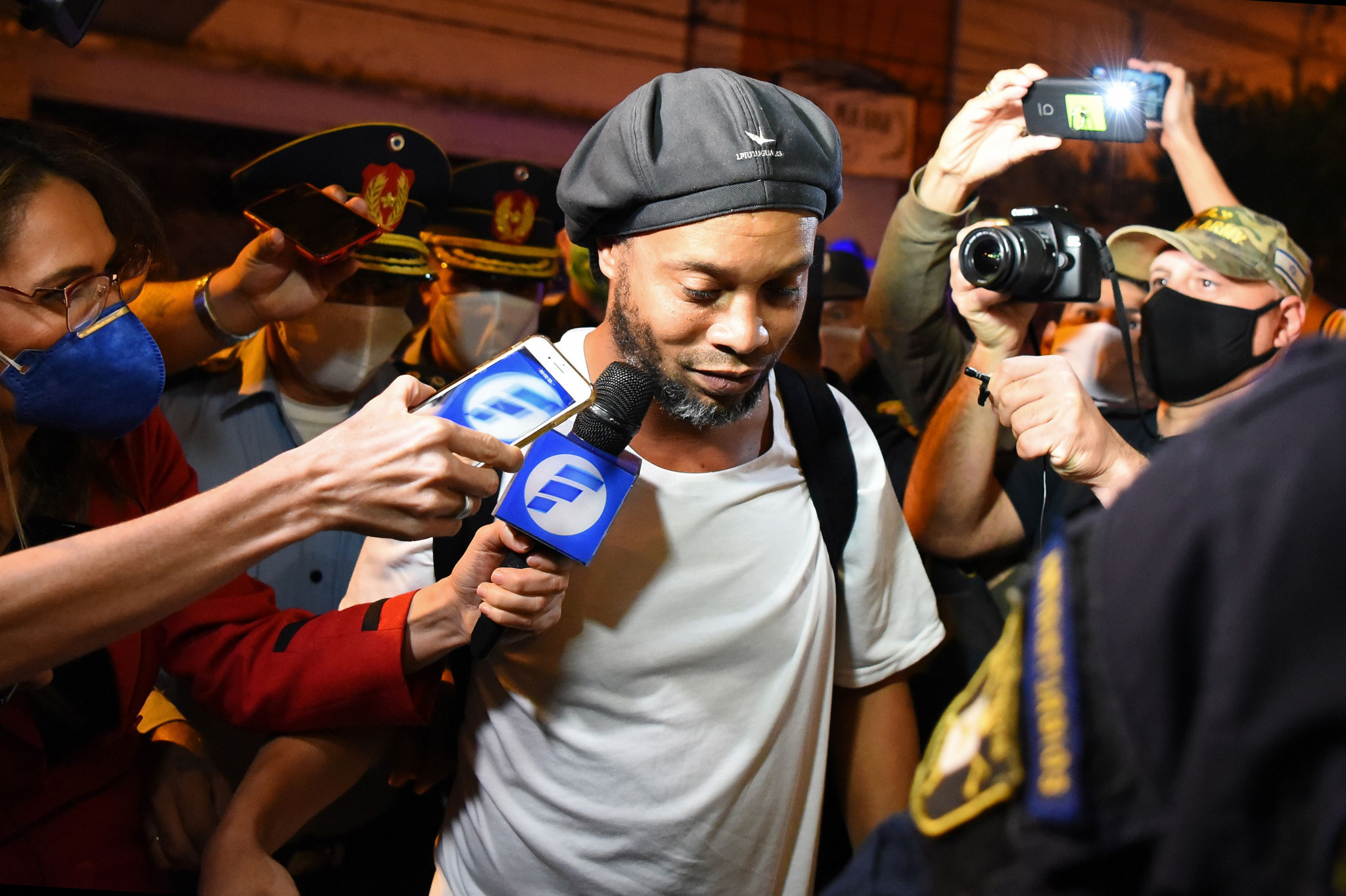 Ronaldinho released from house arrest after alleged fake passport entry into Paraguay