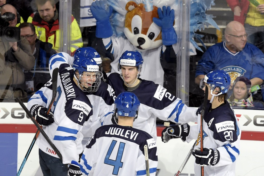 Finland defeated the Czech Republic to finish second in Group B