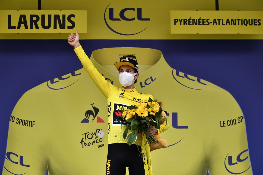 Primož Roglič of Slovenia took the yellow jersey from Adam Yates on stage nine ©Getty Images