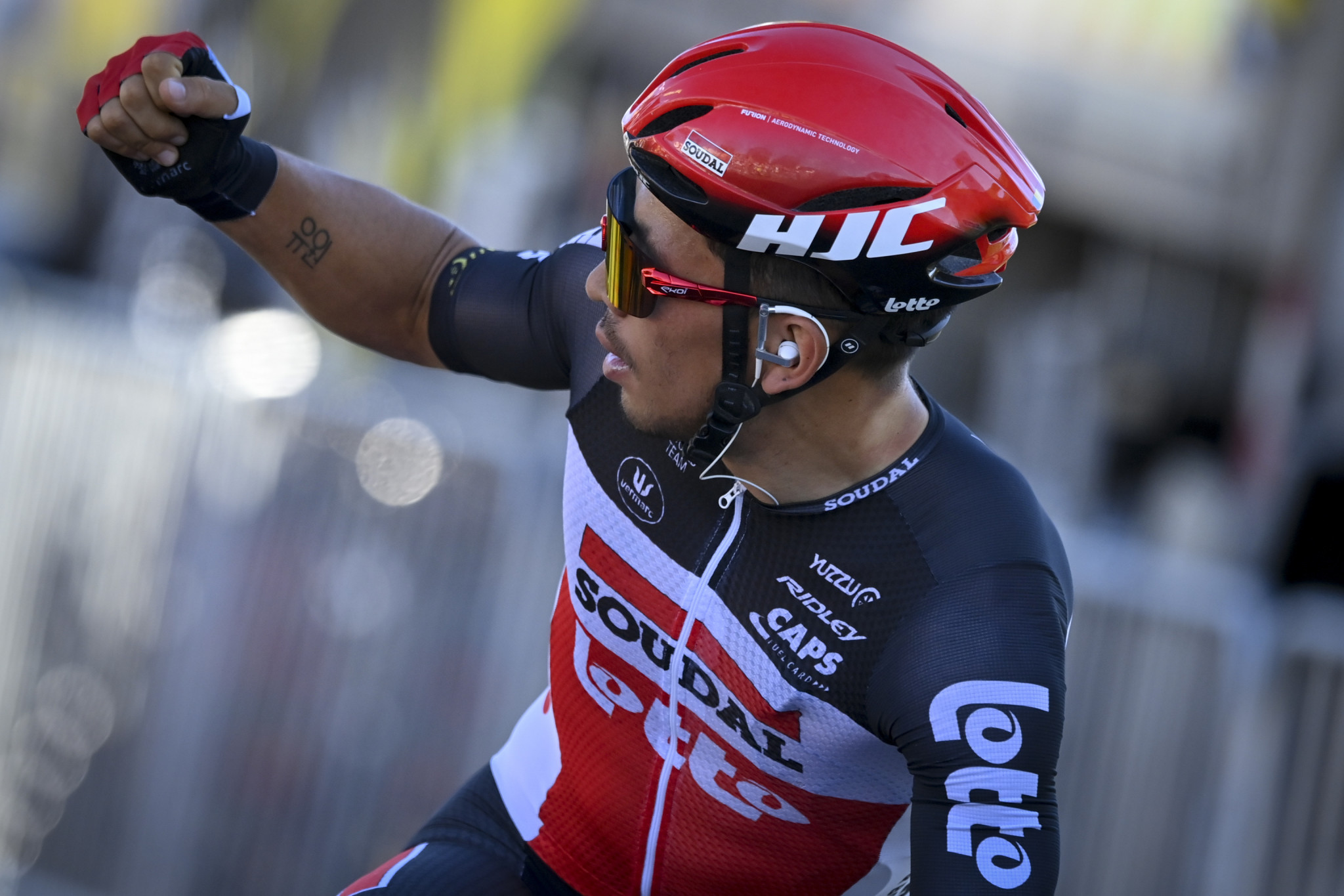 Caleb Ewan won a bunch sprint featuring 85 riders ©Getty Images