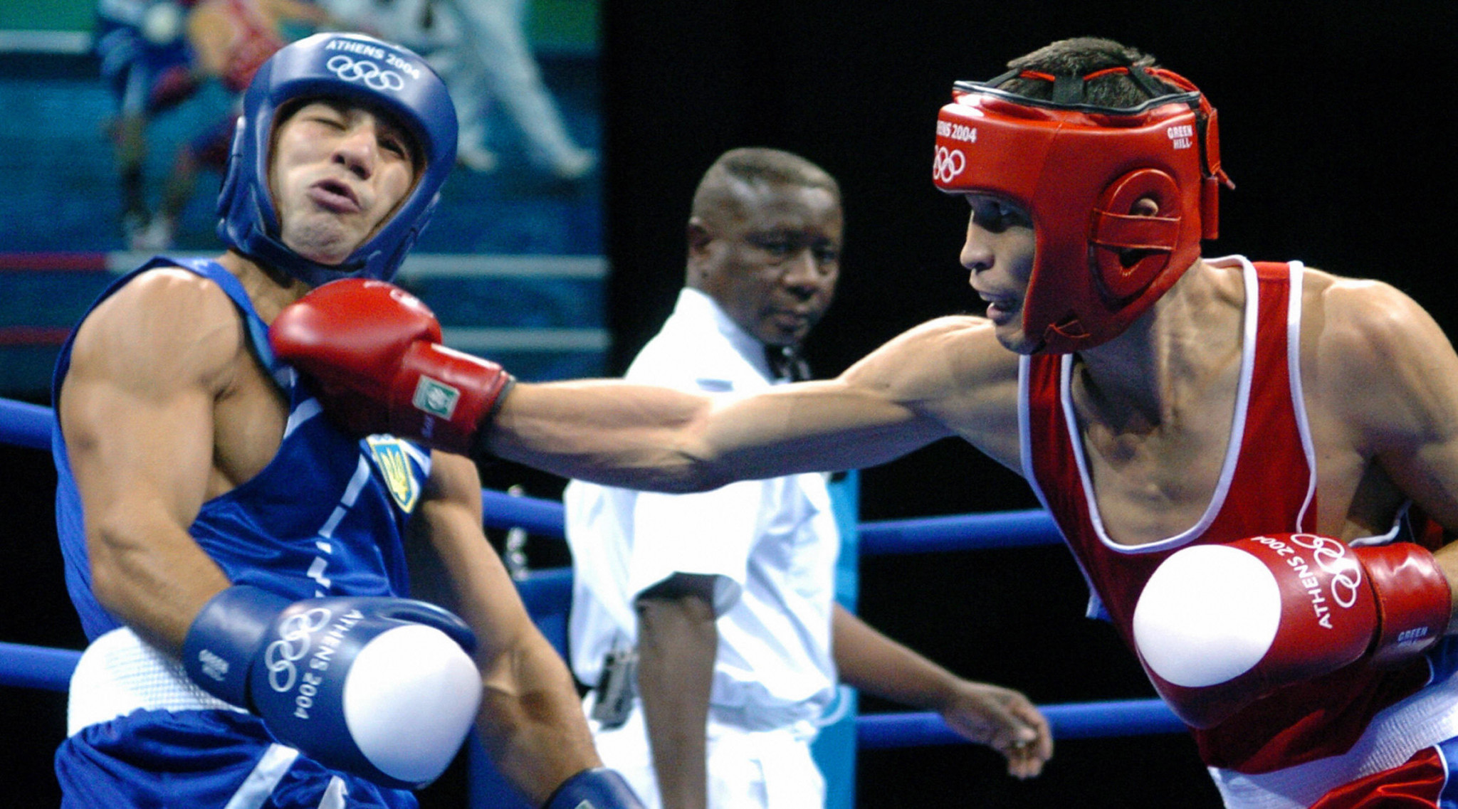 Pakistan was last represented at the Olympics in boxing at Athens 2004, including Asghar Ali Shah, right ©Getty Images