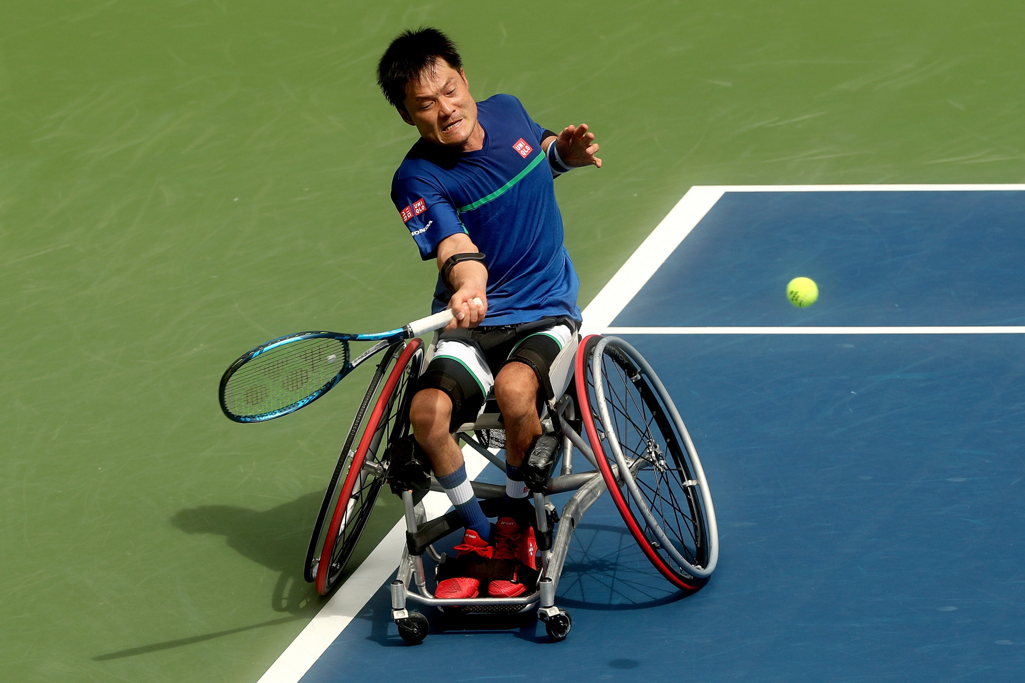 Top seeds battle to three-set wins as US Open wheelchair tennis competitions continue