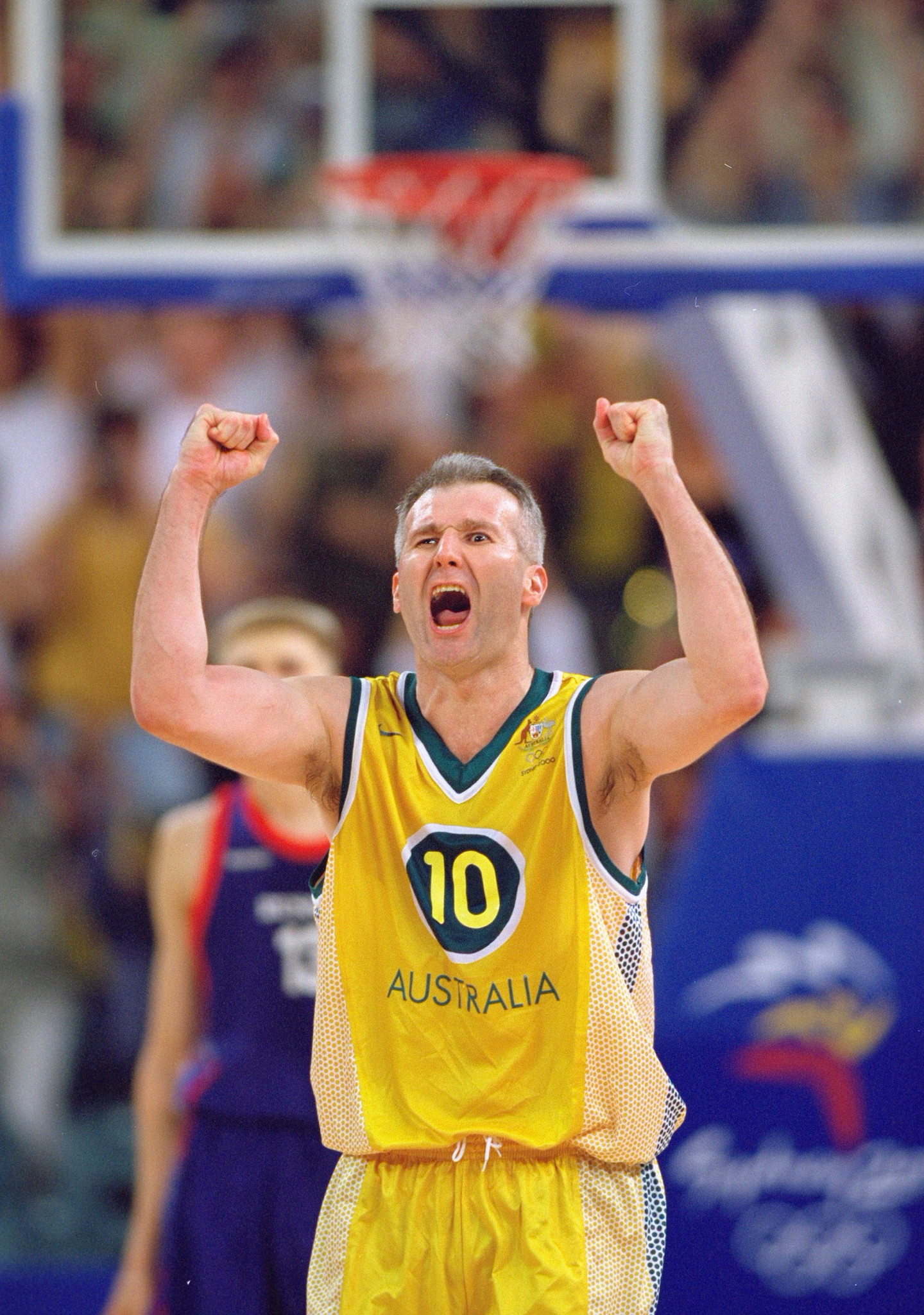 Andrew Gaze playing in his fifth Olympics at Sydney 2000 ©Getty Images