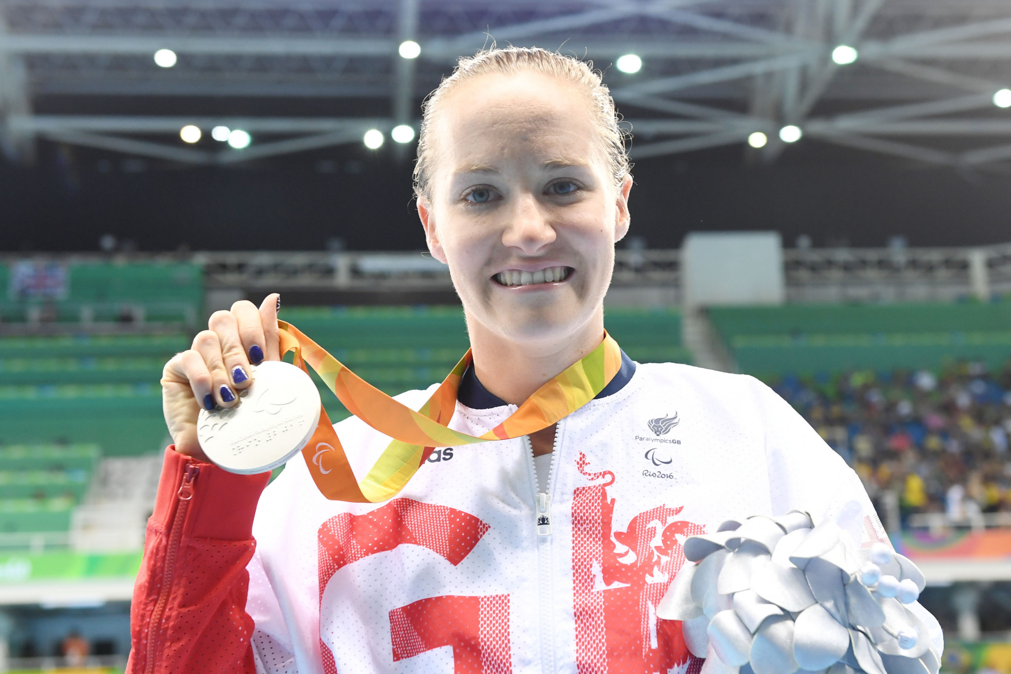 Paralympic swimming champion Claire Cashmore has partnered with Incus Performance ©Getty Images