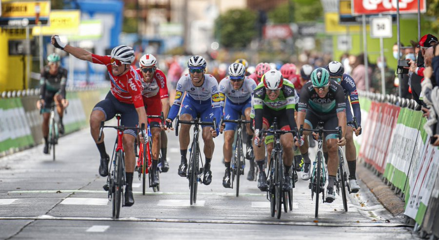 Mads Pedersen won stage three in a sprint finish ©Getty Images