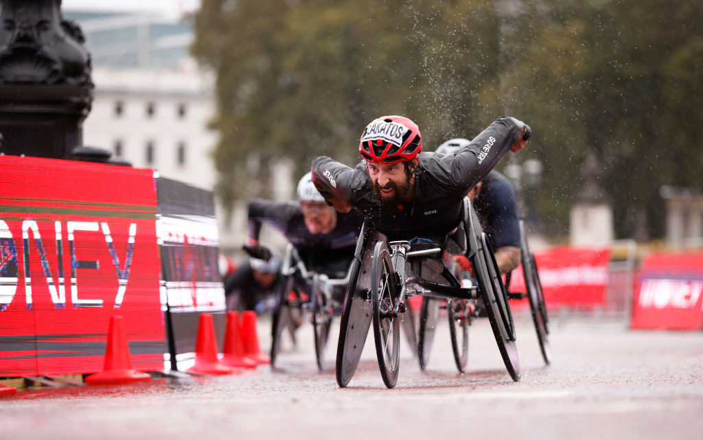 Canada's Brent Lakatos won the men's wheelchair race ©Getty Images