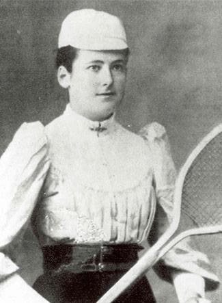 Blue plaque unveiled in Newbury in honour of five-time Wimbledon champion Lottie Dod