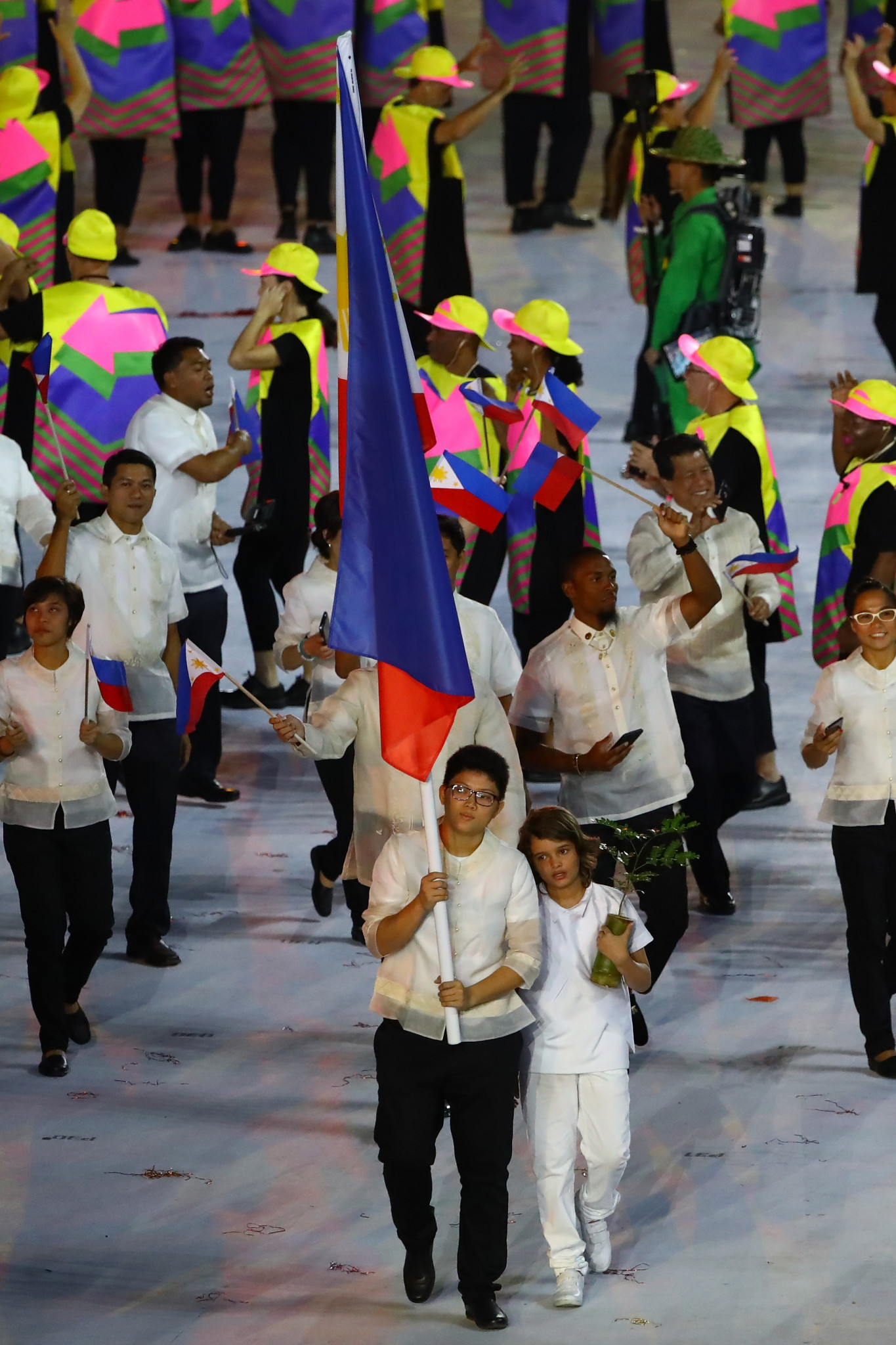 Kirstie Alora was the flagbearer for the Philippines at the Rio 2016 Closing Ceremony ©Getty Images