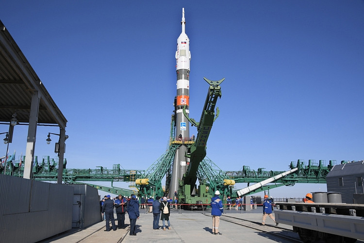 The rocket with the Russian sambo logo visible on the orange background ©Roscosmos