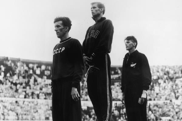 Helsinki 1952 Olympic hurdles champion Moore dies aged 91