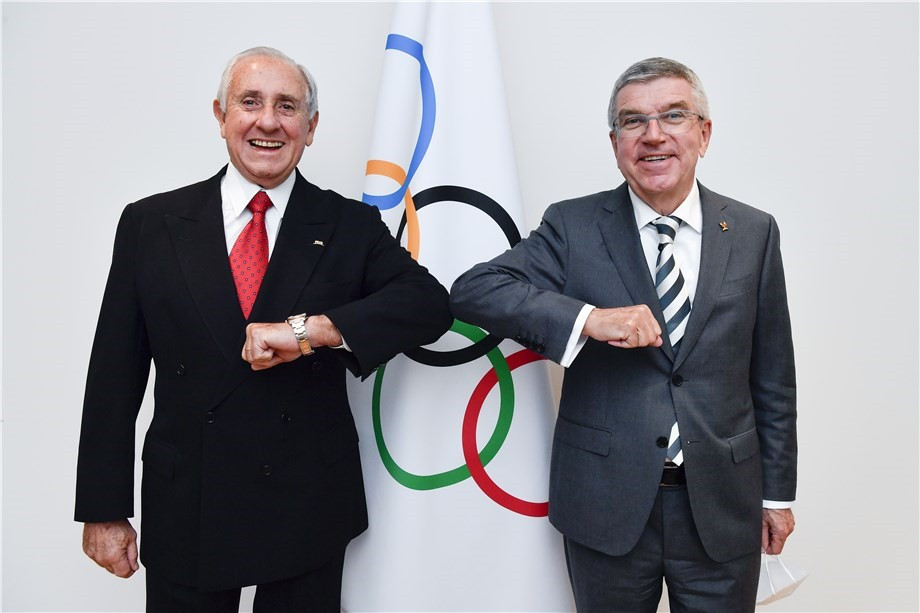 FIVB President Ary Graça met with IOC President Thomas Bach in Lausanne this week ©IOC