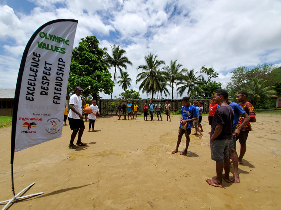Papua New Guinea NOC's education programme visits six schools