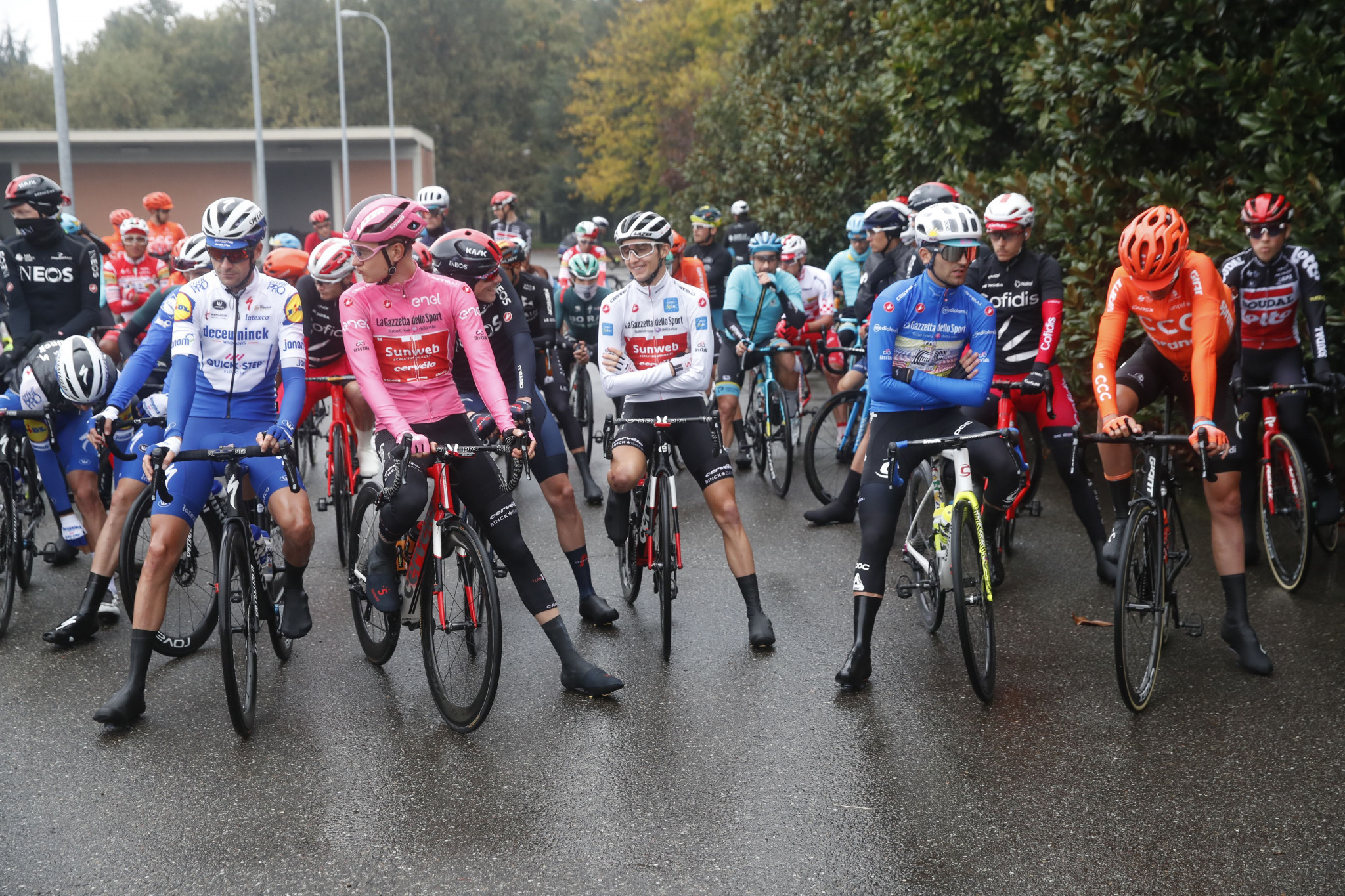 Cyclists were not happy to complete the longest stage of the Giro d'Italia in poor weather conditions ©Getty Images