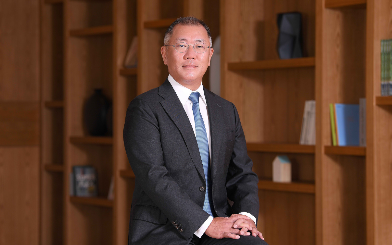 Chung Eui-sun has served as World Archery Asia President and Korean Archery Association President since 2005 ©Hyundai