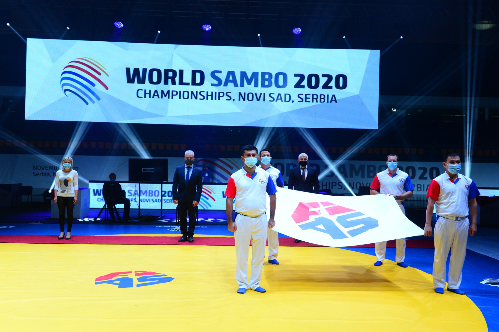 All personnel at the World Sambo Championships had to wear masks due to the COVID-19 pandemic ©FIAS