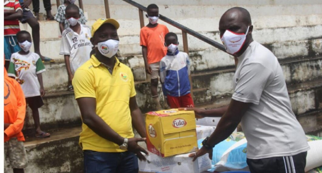 National Olympic Committee of Guinea-Bissau donates equipment to help fight COVID-19