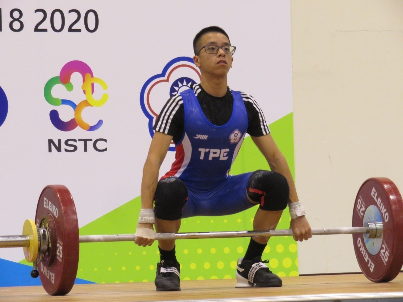 Chinese Taipei athletes competed past midnight local time ©Chinese Taipei Weightlifting