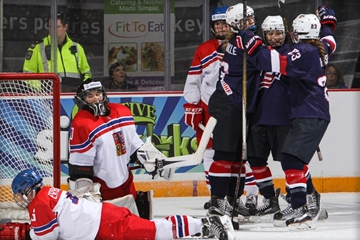 United States begin defence of World Women's Under-18 Championship title with impressive win over Czech Republic