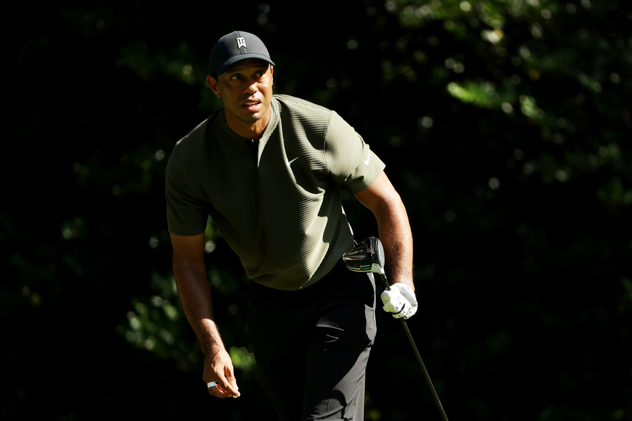 Tiger Woods, the defending champion, is part of an eight-way tie for fifth place at four under par at Augusta National ©Getty Images