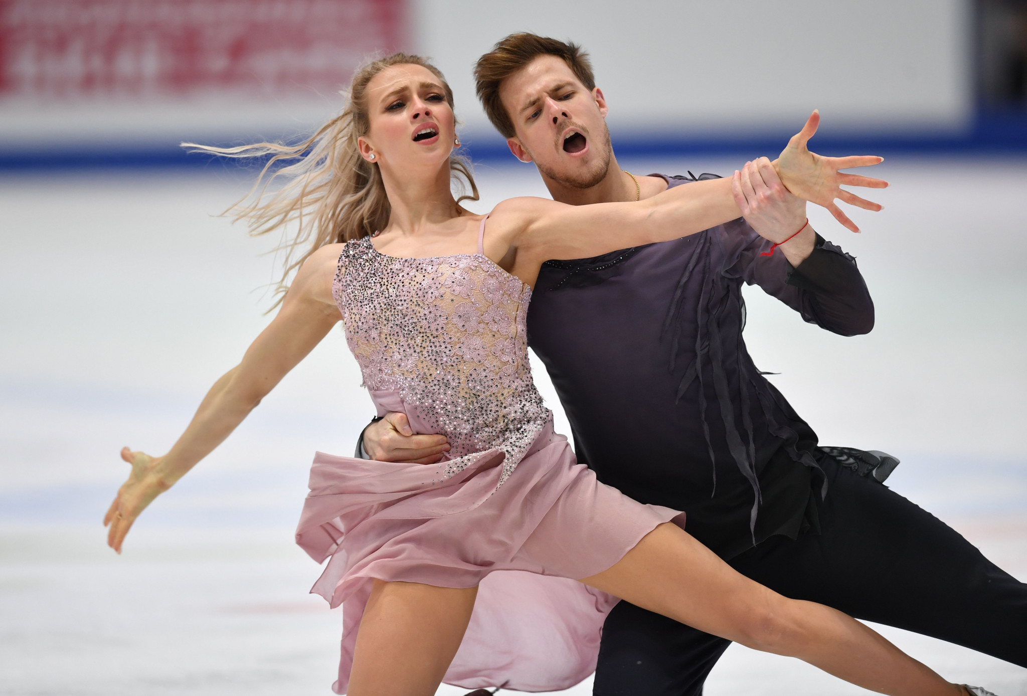 Sinitsina and Katsalapov to compete at Moscow Grand Prix of Figure Skating  event
