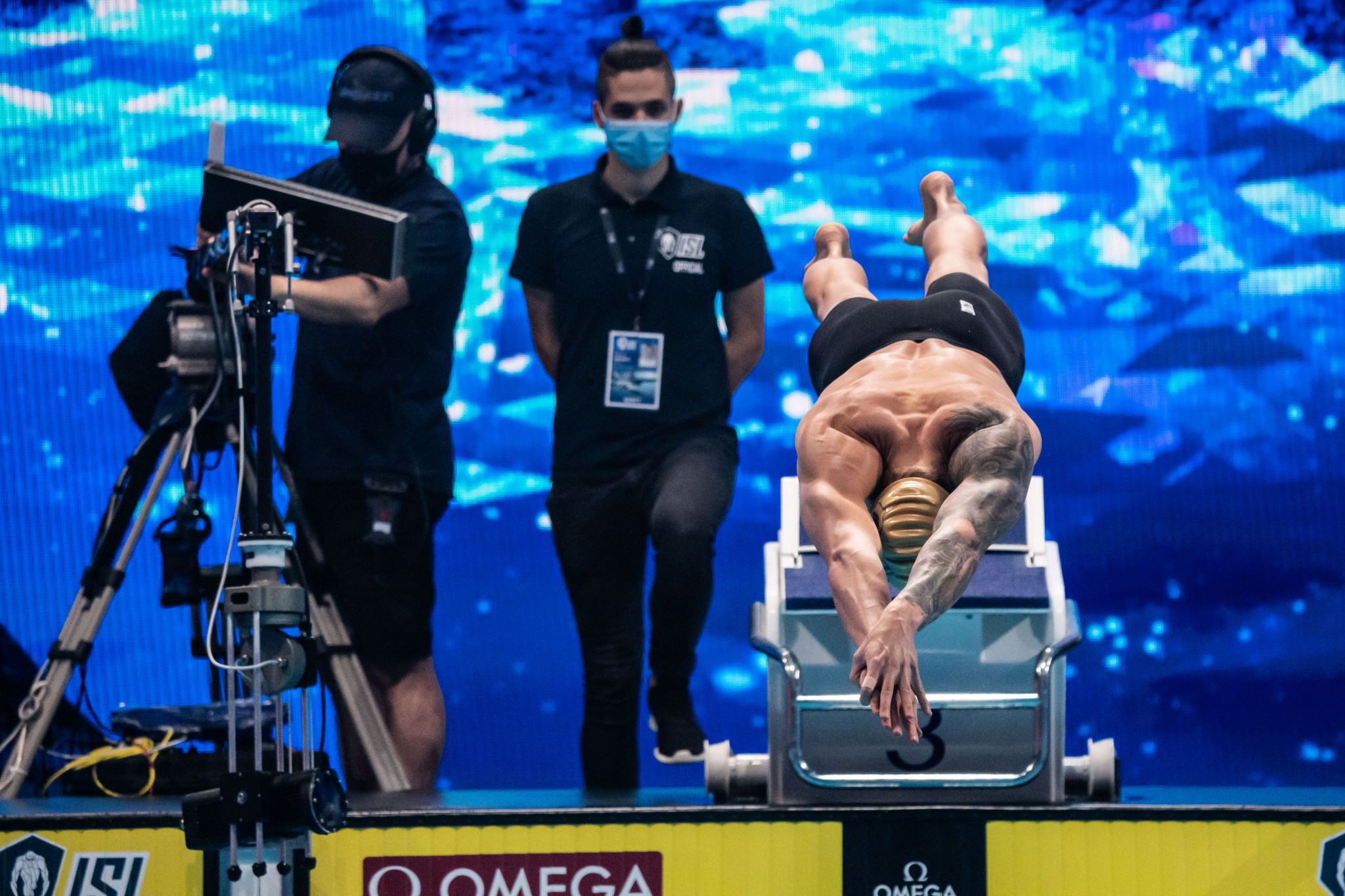 Caeleb Dressel improved his own world record in the men's 50m freestyle ©ISL