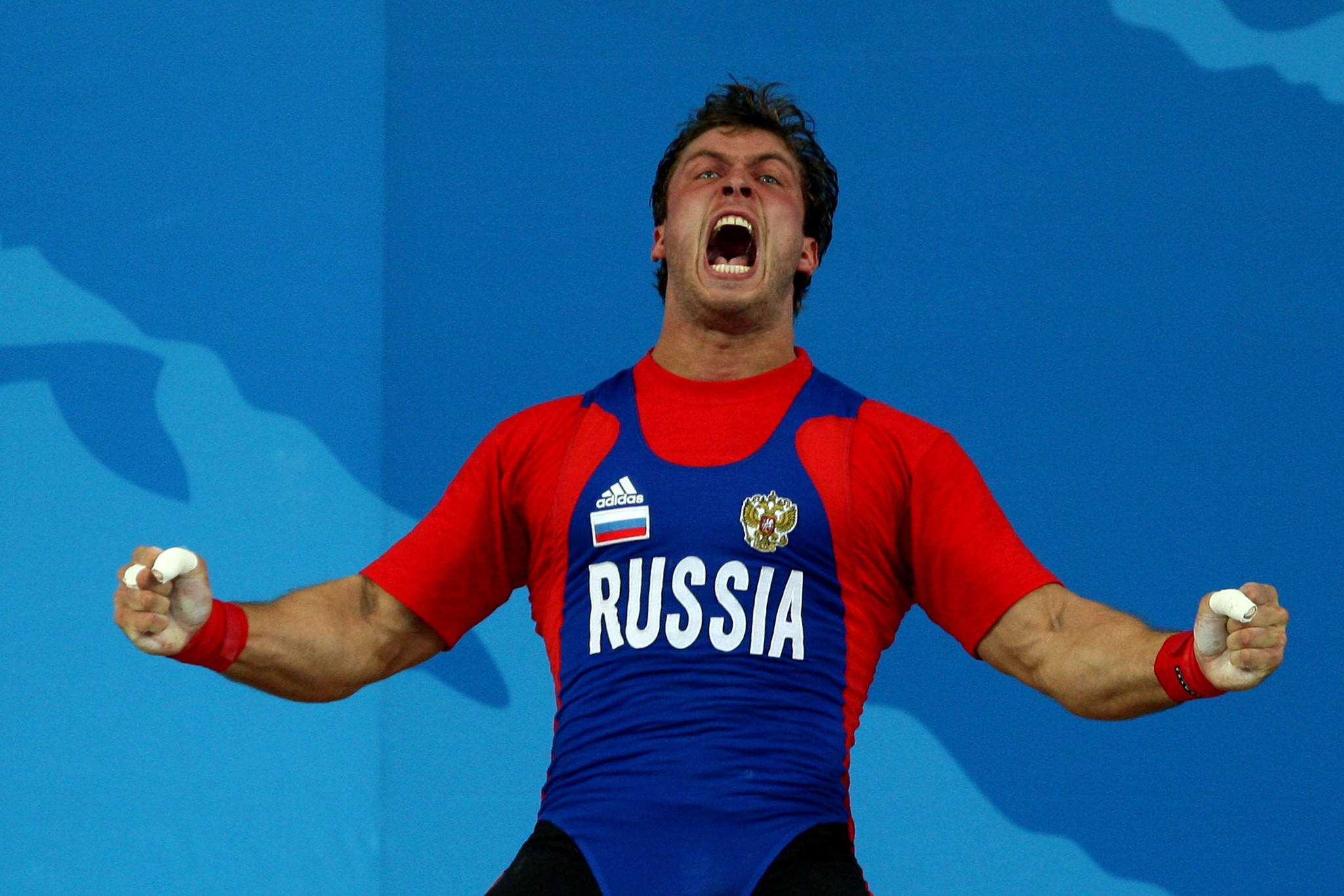 Dmitry Klokov, a world champion in 2005, was unsuccessful in his attempt to unseat Maxim Agapitov ©Getty Images
