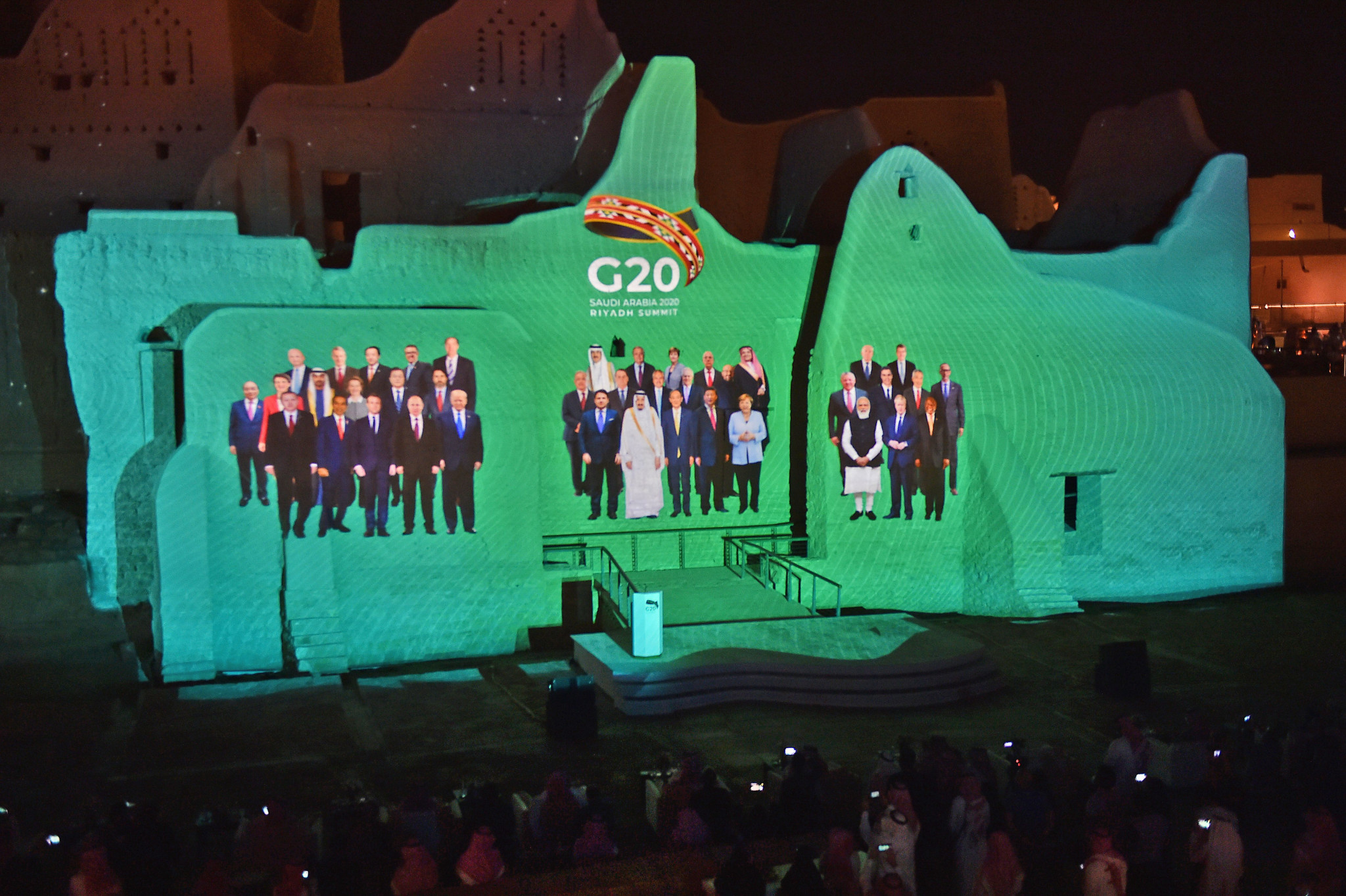 Bach calls for solidarity as G20 commends efforts to stage Olympics in 2021