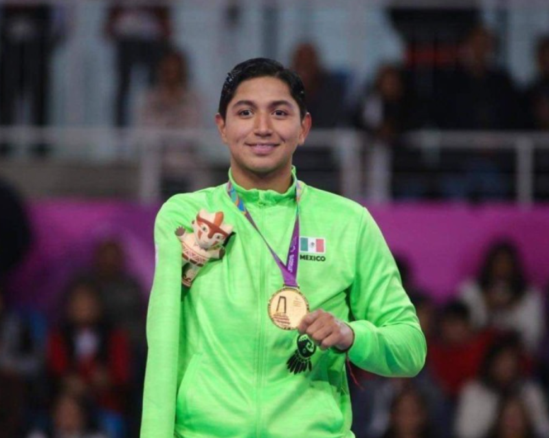 Para-taekwondo star wins national sports award in Mexico