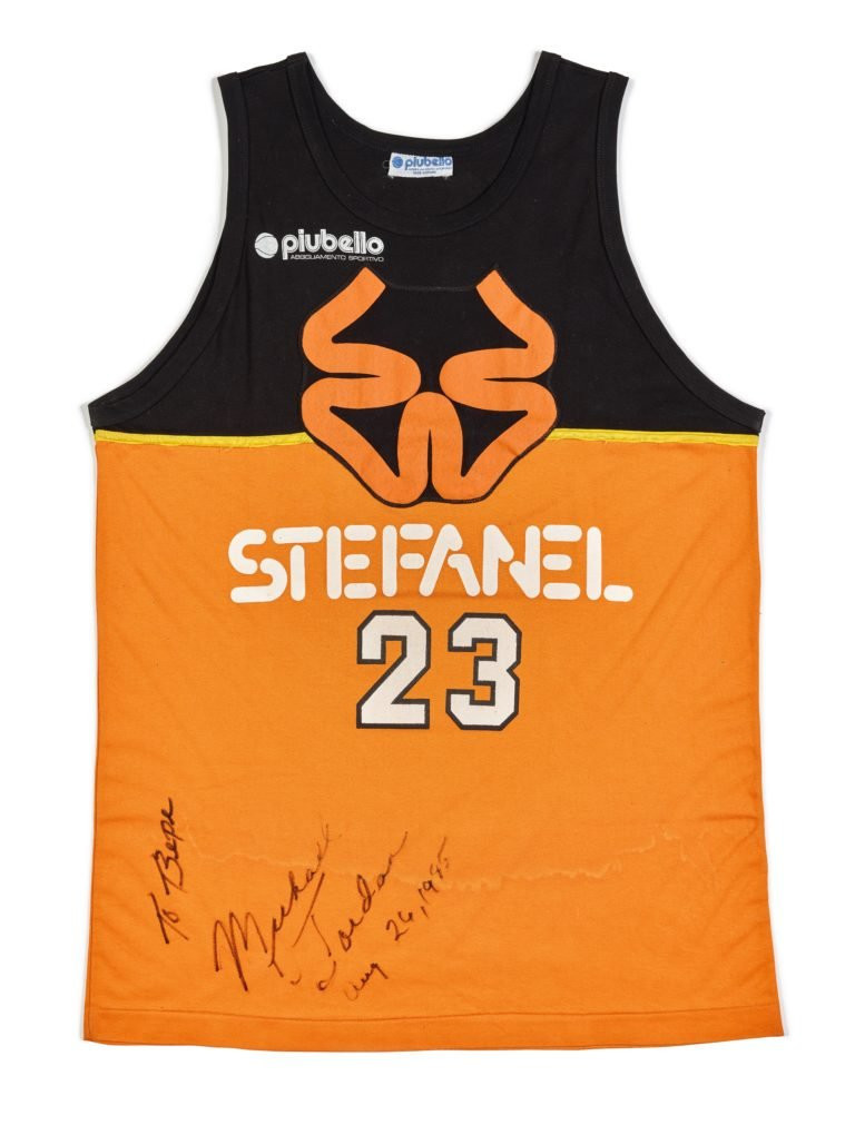 The vest Michael Jordan wore in an exhibition match in Italy 36 years ago when he famously shattered the backboard has been put up for auction ©Sotheby's