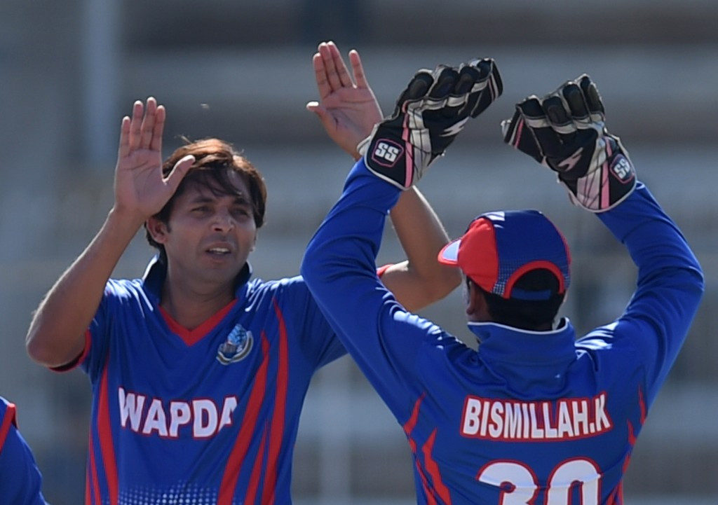 Fast bowler Mohammad Asif marked his return to domestic cricket by taking two wickets