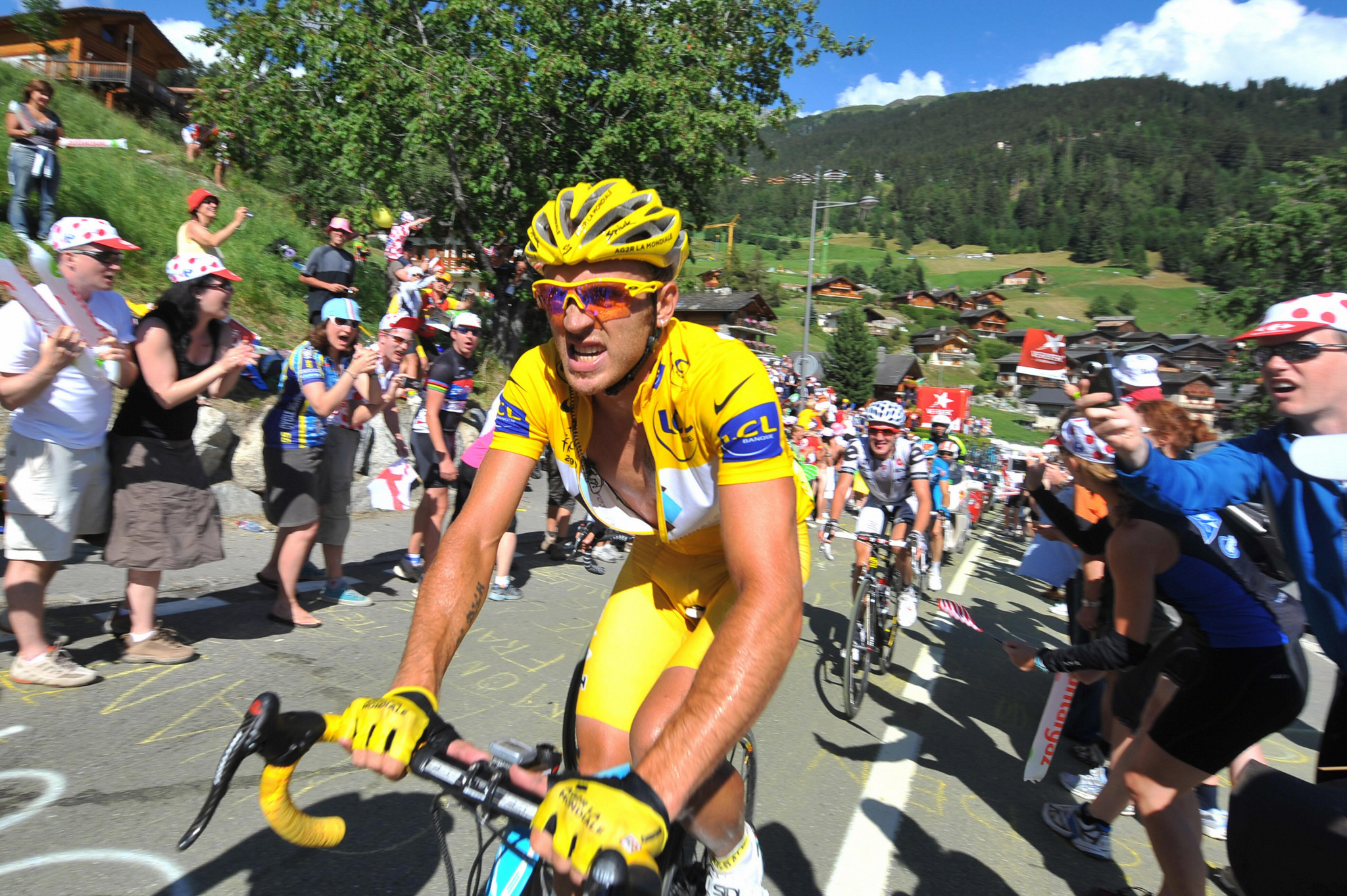 Former Tour de France race leader Nocentini handed four-year doping ban