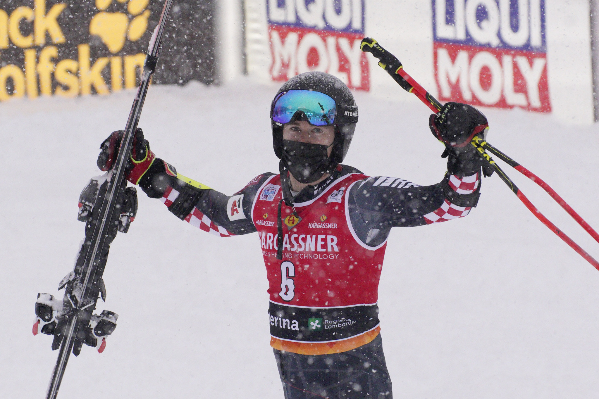 Zubčić fights back in Santa Caterina to take World Cup giant slalom victory