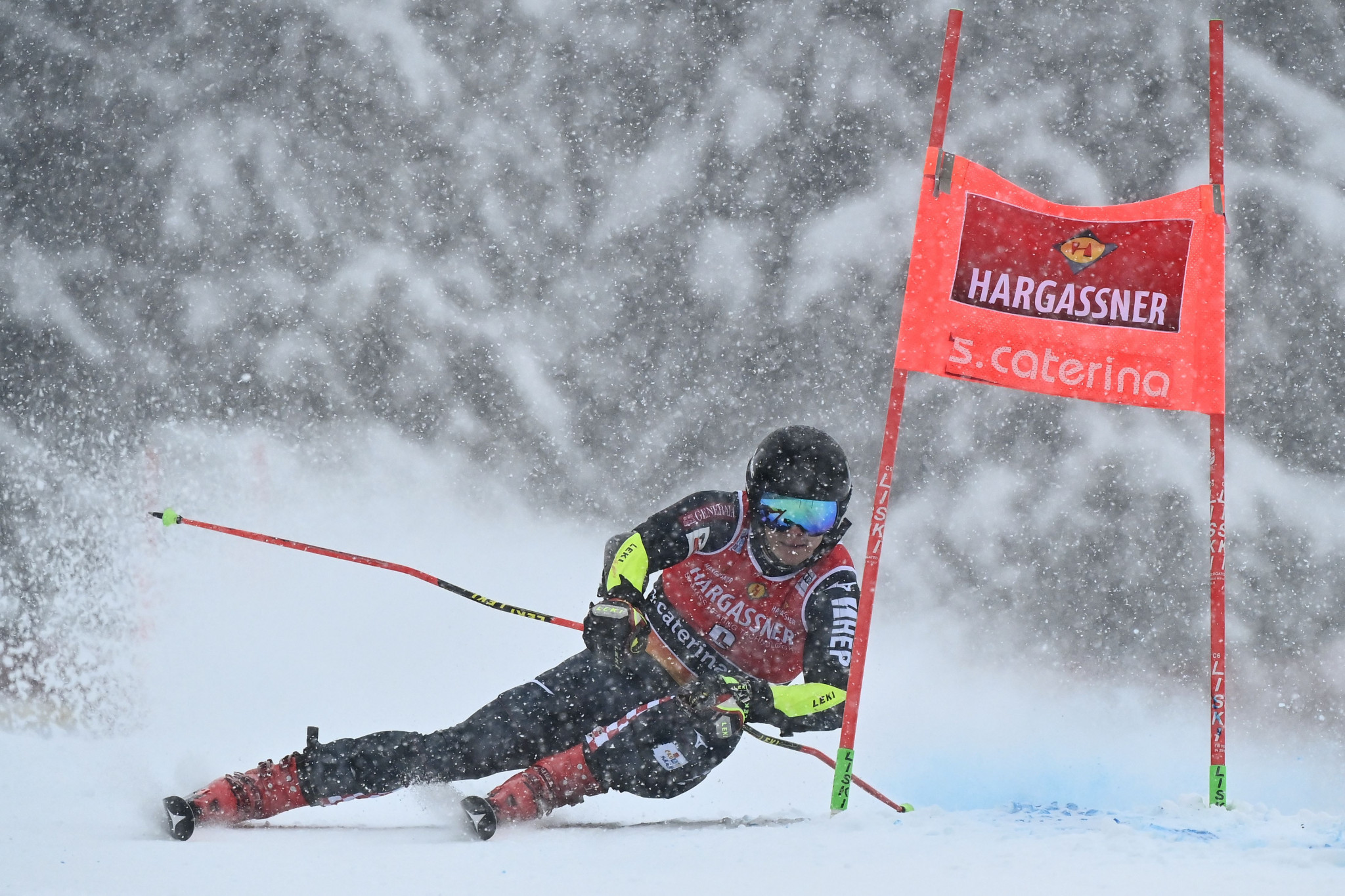 Filip Zubčić won the first men's giant slalom race yesterday in heavy snowfall ©Getty Images