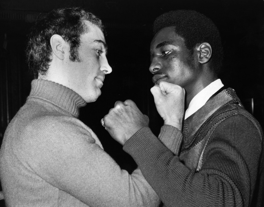 Munich 1972 Olympic champion Sugar Ray Seales (right) failed to make the same impact in the professional ranks ©Getty Images