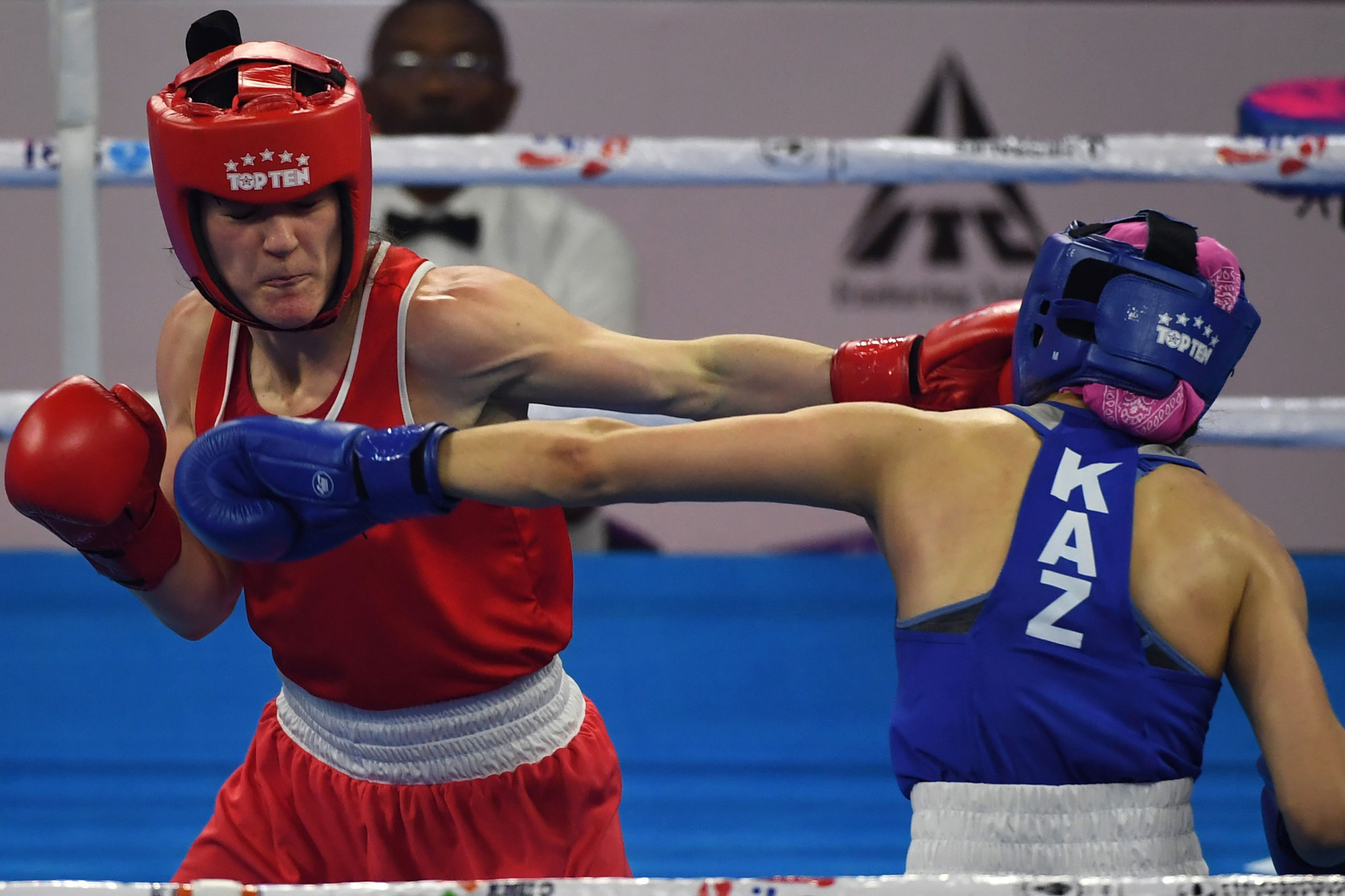 Former lightweight world champion Kellie Harrington will be among Ireland's boxers battling for a place at Tokyo 2020 ©Getty Images