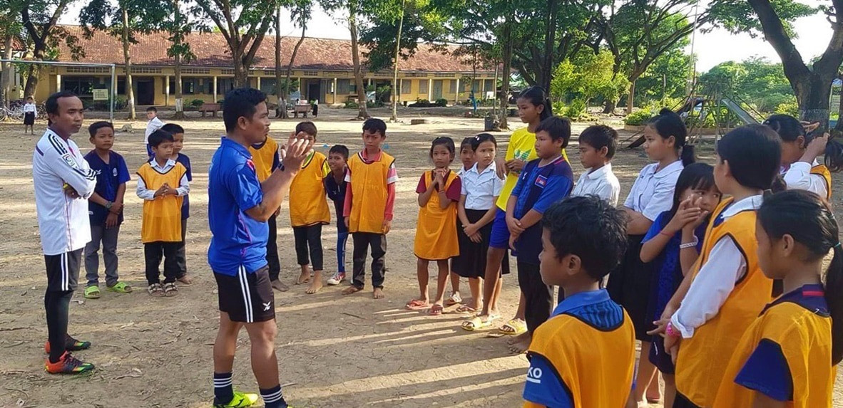 The Indochina Starfish Foundation trained coaches to deliver football sessions to children from deprived areas in Cambodia ©ISF