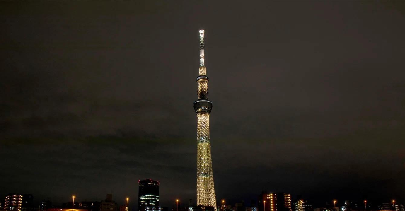 The Tokyo Skytree was lit up to mark 100 days to go before the rearranged Torch Relay ©Tokyo Skytree