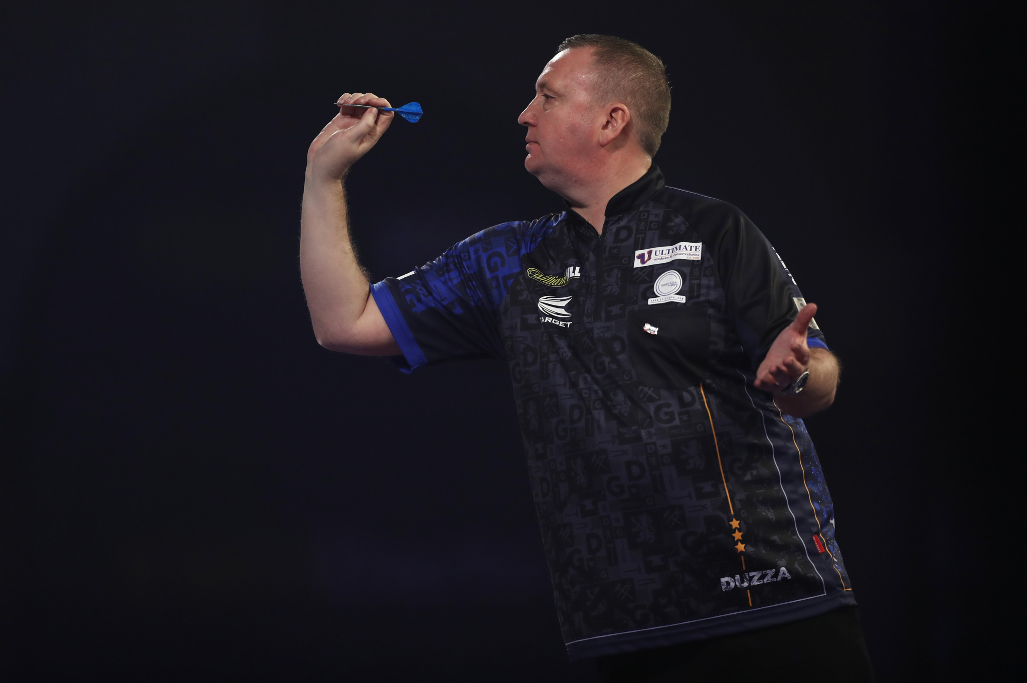 Premier League champion Glen Durrant was among the winners on day two of the PDC World Darts Championship ©Getty Images