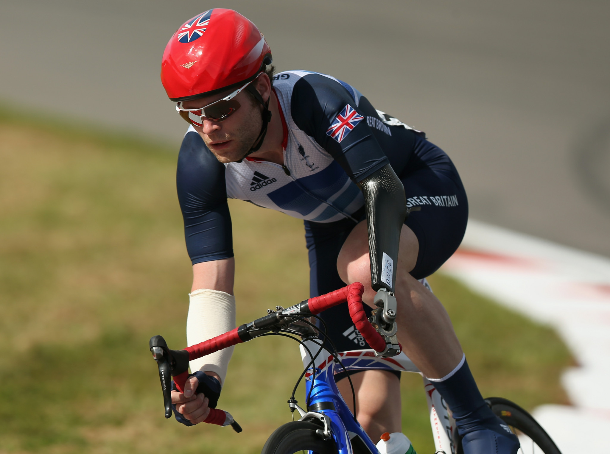First British ex-serviceman to win Paralympic gold announces retirement