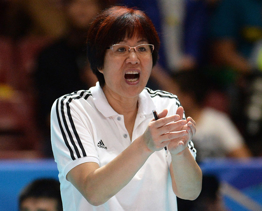 China's women's volleyball head coach Lang Ping has said she expects the team to resume training in the New Year ©Getty Images